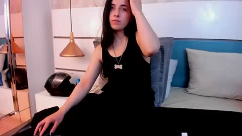 Ashkoreh online show from July 31, 2:49 pm