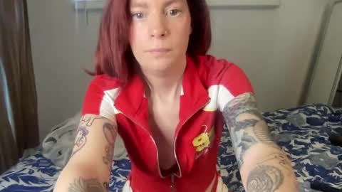 Snapshot of ashleebby818 chatting on June 1, 7:04 pm Ashlee online show from June 1, 7:04 pm