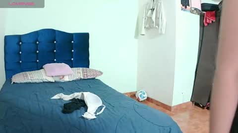 Snapshot of ashleey_palmer chatting on July 13, 7:49 pm ashleey_palmer online show from July 13, 7:49 pm