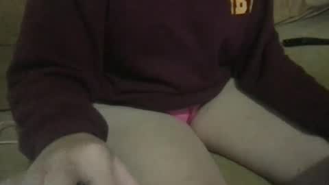 Snapshot of ashleighpink chatting on October 7, 5:32 pm Ashleigh online show from October 7, 5:32 pm