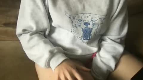 Snapshot of ashleighpink chatting on November 27, 5:48 pm Ashleigh online show from November 27, 5:48 pm