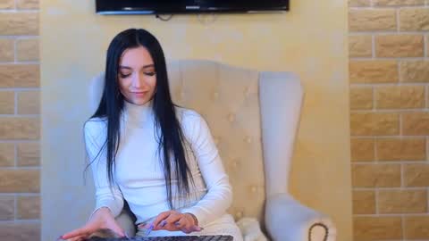 veronika online show from December 8, 9:24 am
