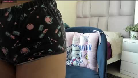 Snapshot of ashley_120 chatting on February 19, 1:50 pm Carolina online show from February 19, 1:50 pm