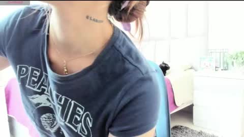 Snapshot of ashley_120 chatting on November 2, 3:58 pm Carolina online show from November 2, 3:58 pm