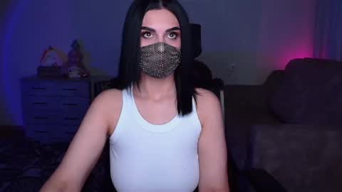 Snapshot of ashley__cooper__ chatting on December 17, 4:12 am Yasmina online show from December 17, 4:12 am