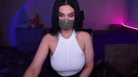 Snapshot of ashley__cooper__ chatting on January 8, 8:06 am Yasmina online show from January 8, 8:06 am