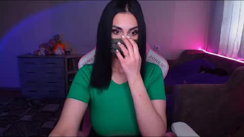 Snapshot of ashley__cooper__ chatting on February 24, 3:55 am Yasmina online show from February 24, 3:55 am