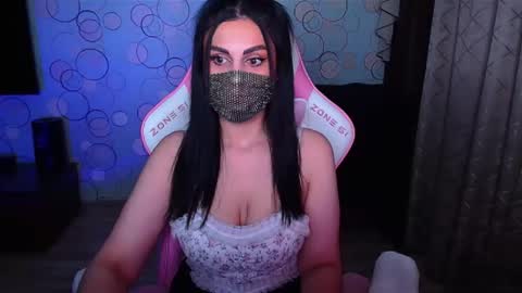   Yasmina   online show from November 21, 5:17 am