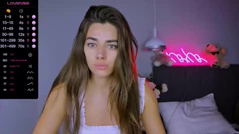 Ashley online show from November 10, 4:28 pm