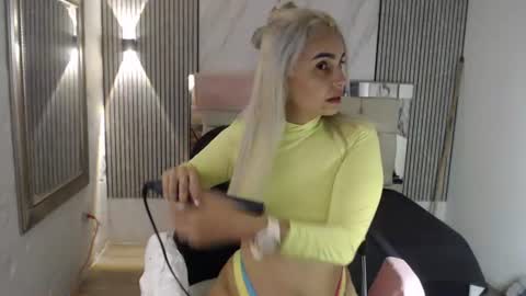 ashley__tylor online show from July 8, 6:45 pm