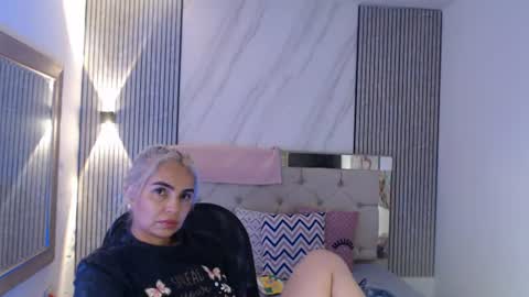 ashley__tylor online show from July 10, 3:55 am