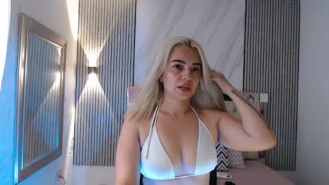 ashley__tylor online show from July 20, 4:09 pm
