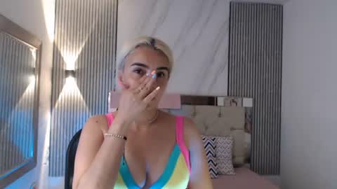 ashley__tylor online show from July 22, 7:38 pm