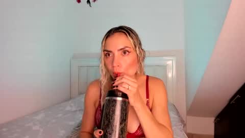 ashley_blair online show from December 5, 5:28 pm