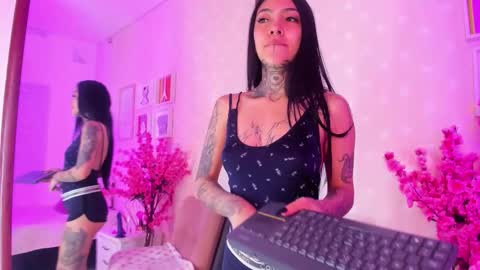 ashley_blum_ online show from February 13, 11:50 am