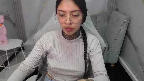 ashley_blum_v online show from October 31, 2:07 pm