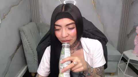 ashley_blum_v online show from December 13, 8:58 pm