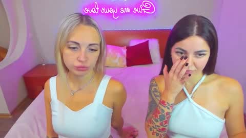 Snapshot of ashley_crashly chatting on September 25, 7:56 am Alina online show from September 25, 7:56 am