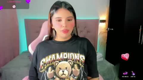 Snapshot of ashley_dolll chatting on March 20, 9:52 pm Ashley online show from March 20, 9:52 pm