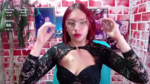 Snapshot of ashley_erotic chatting on May 27, 11:29 am Ashley online show from May 27, 11:29 am