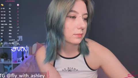 Snapshot of ashley_fly chatting on November 23, 5:29 am ashley_fly online show from November 23, 5:29 am