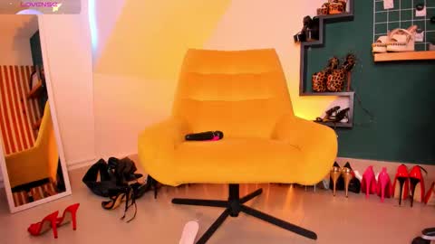 ashley_leon_ online show from February 25, 2:37 pm