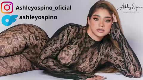 Snapshot of ashley_ospino chatting on May 15, 11:12 pm Ashley online show from May 15, 11:12 pm