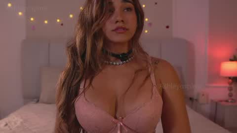 Snapshot of ashley_ospino chatting on May 24, 11:32 pm Ashley online show from May 24, 11:32 pm