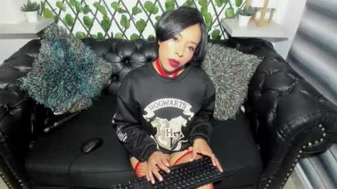 Asheey online show from November 3, 4:03 am