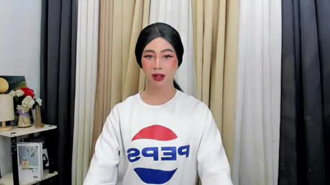 ashley online show from February 12, 5:30 pm