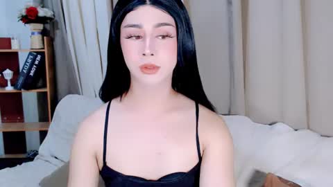 ashley online show from June 12, 12:26 pm