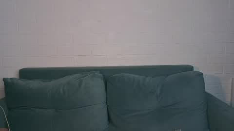 Snapshot of ashley_urban chatting on April 20, 12:57 am Ashley online show from April 20, 12:57 am