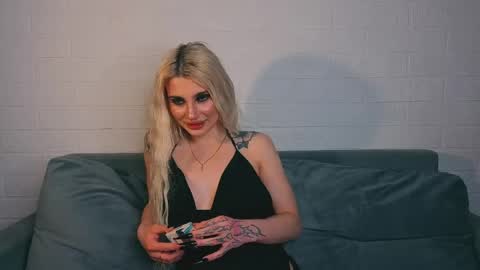 Snapshot of ashley_urban chatting on May 30, 12:08 am Ashley online show from May 30, 12:08 am