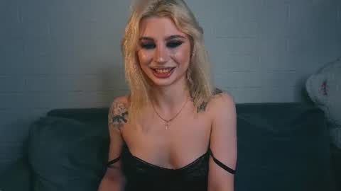 Ashley online show from June 19, 3:11 am