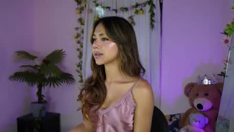 Snapshot of ashley_winhouse chatting on May 20, 12:44 pm ashley_winhouse online show from May 20, 12:44 pm