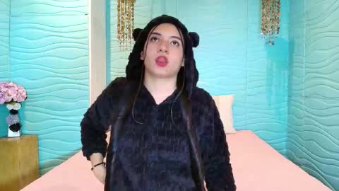 Snapshot of ashley_winterss chatting on March 26, 12:44 pm ASHLEY online show from March 26, 12:44 pm