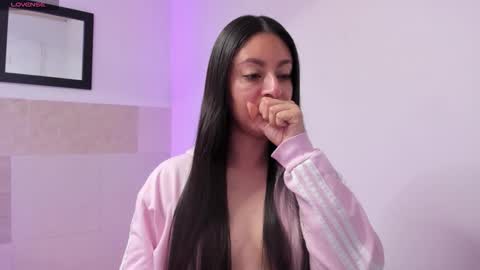 Snapshot of ashleybazan1 chatting on February 27, 9:20 am Ashley online show from February 27, 9:20 am