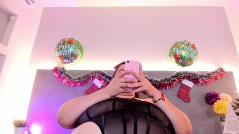 ASHLEY  online show from December 7, 8:05 pm
