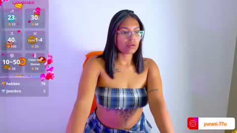 Snapshot of ashleygzles chatting on December 16, 10:37 pm Ashley online show from December 16, 10:37 pm