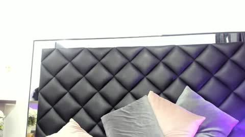 Snapshot of ashleyhiil2 chatting on January 22, 4:34 am AshleyHill online show from January 22, 4:34 am