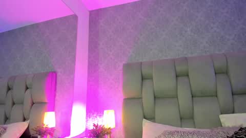 Snapshot of ashleyhiil2 chatting on September 11, 3:50 am AshleyHill online show from September 11, 3:50 am