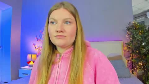 AshleyJonse online show from May 5, 5:26 am