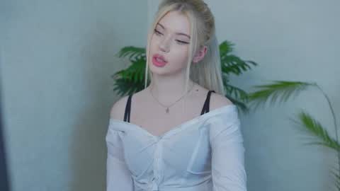 AshleyNiko online show from October 9, 4:49 pm