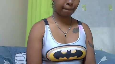 Snapshot of ashleyqueen_x chatting on January 12, 7:41 pm ashleyqueen X online show from January 12, 7:41 pm