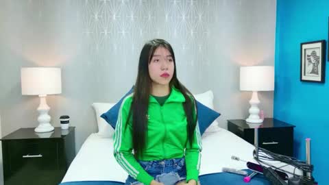 AshleyRoberh online show from June 7, 3:21 am