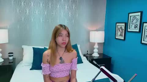 AshleyRoberh online show from August 4, 3:21 am