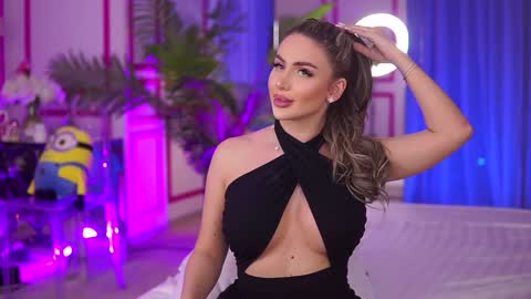 Snapshot of ashleysinnx chatting on January 2, 10:44 pm Ashley online show from January 2, 10:44 pm