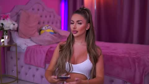 Snapshot of ashleysinnx chatting on March 6, 8:16 pm Ashley online show from March 6, 8:16 pm