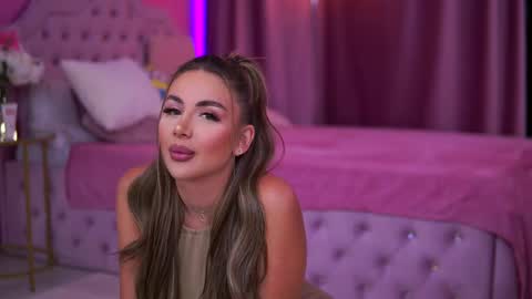 Snapshot of ashleysinnx chatting on March 9, 4:44 pm Ashley online show from March 9, 4:44 pm