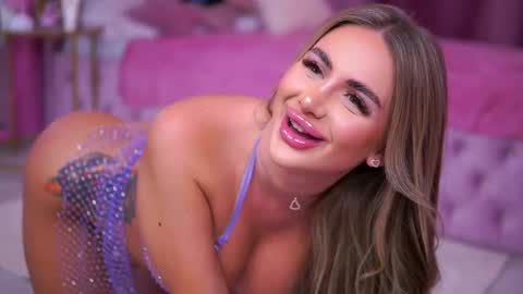 Snapshot of ashleysinnx chatting on March 10, 11:06 pm Ashley online show from March 10, 11:06 pm